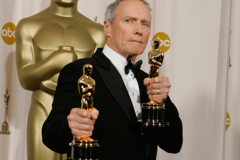 Clint Eastwood at the 2005 Oscars. Courtesy of Hitfix.